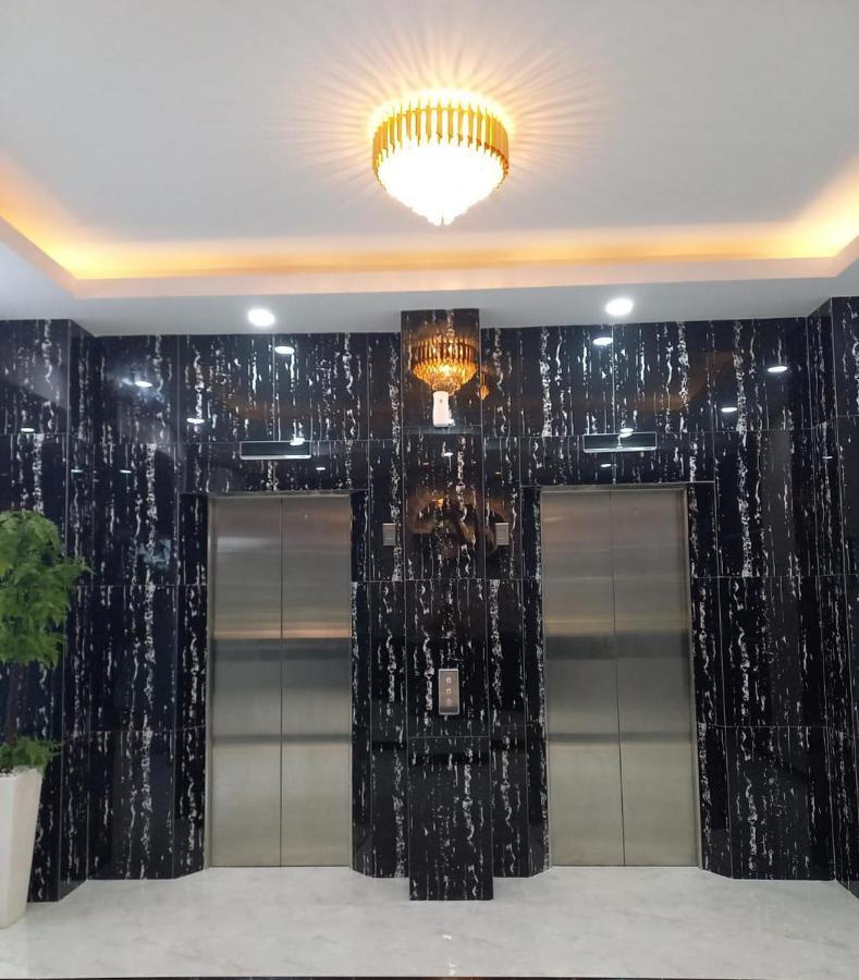 Grand Avira Hotel Batu Merah Exterior photo